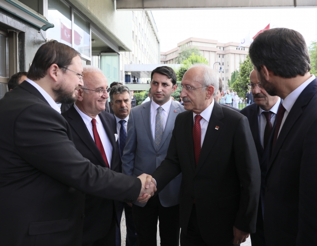 CHP Lideri Kılıçdaroğlu, Saadet Partisi Milletvekili Adayı Öztürk'ü ziyaret etti