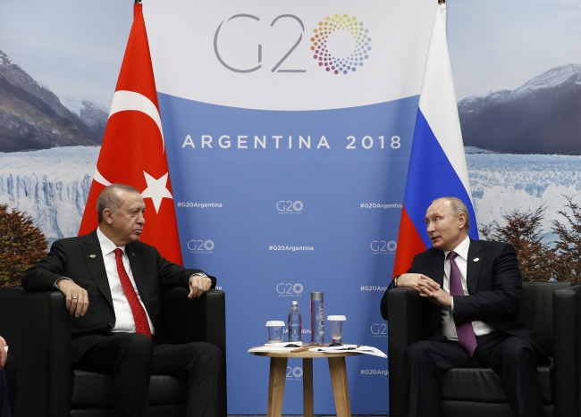 Cumhurbaşkanı Erdoğan Rusya Devlet Başkanı Putin ile görüştü