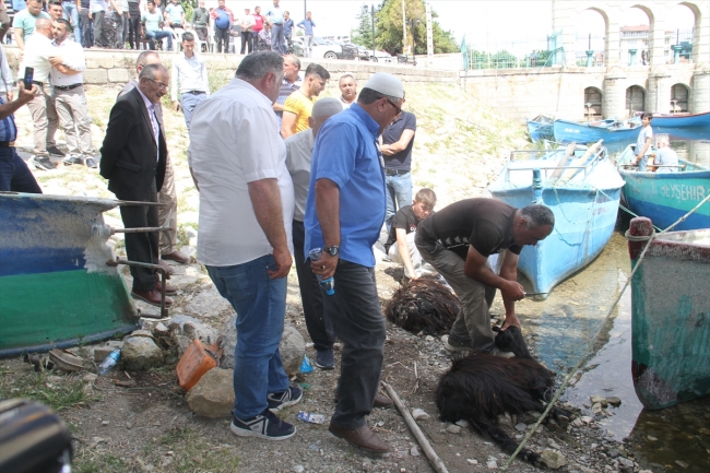 Beyşehir Gölü'nde av sezonu dualarla açıldı