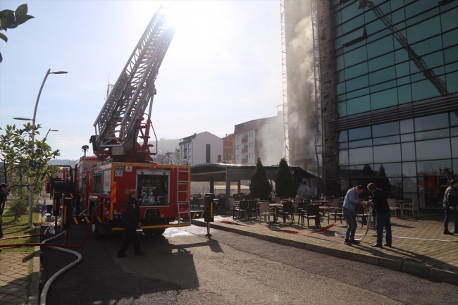 Avrasya Üniversitesi yerleşkesinde yangın