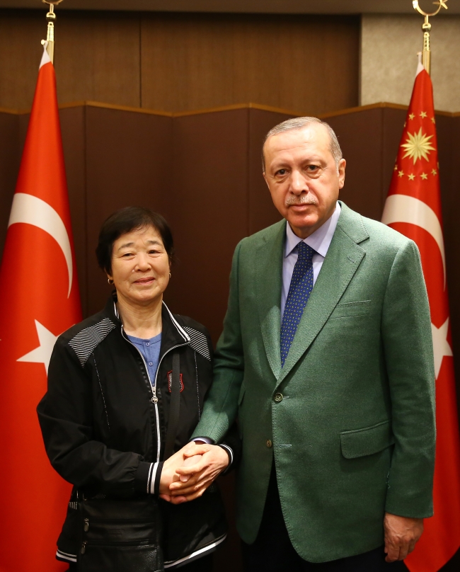 Cumhurbaşkanı Erdoğan, Ayla filminin kahramanı Eunja Kim ile buluştu