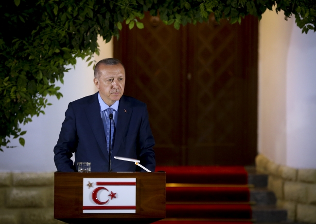 Cumhurbaşkanı Erdoğan: Kıbrıs Türk'ünün yanında durmaya devam edeceğiz