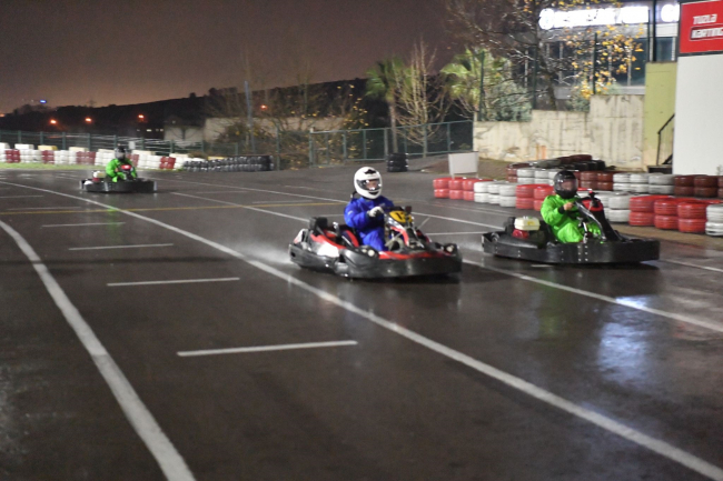 Tuzla Karting Pisti'nde yağmur altında müthiş yarış