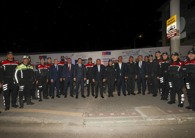 TBMM Başkanı Şentop, Bursa'nın ilk polis merkezi amirliğini ziyaret etti