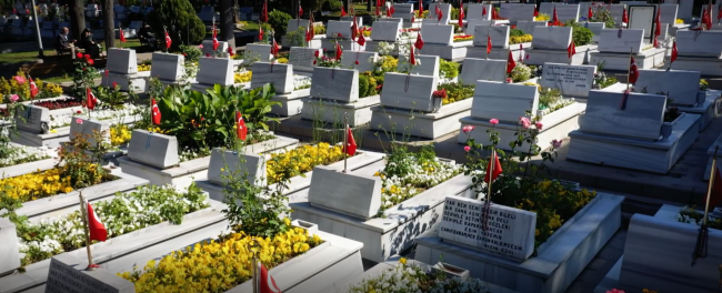 Kahramanları yetiştiren annelerin hüzün ve gurur günü