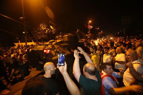 Vatan için kendilerini ölüme attılar