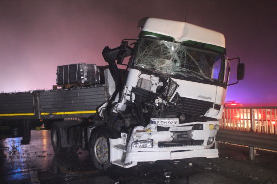 Sakarya'da zincirleme trafik kazası