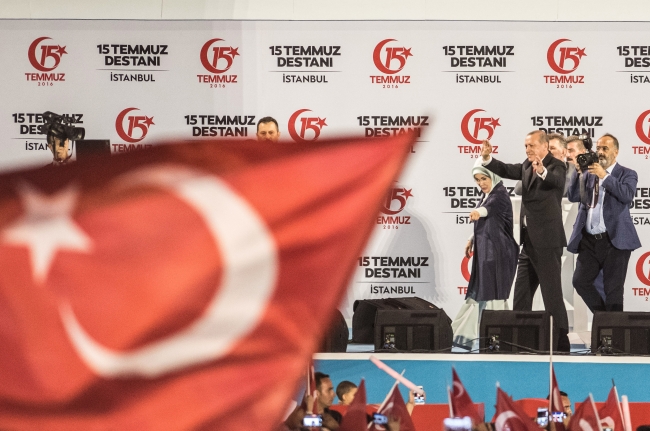 Cumhurbaşkanı Erdoğan, milyonlarla buluştu