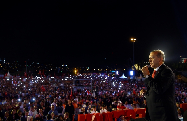 Cumhurbaşkanı Erdoğan, milyonlarla buluştu