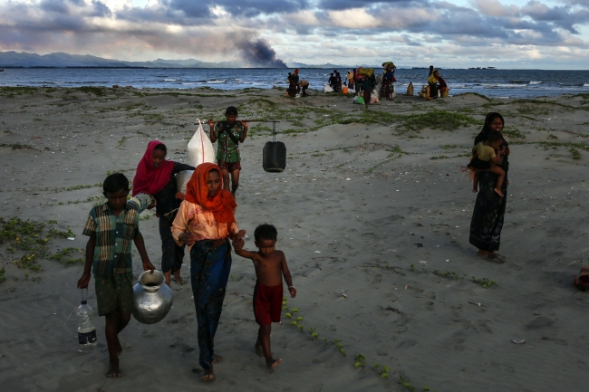 Arakan'da insanlık dramı devam ediyor