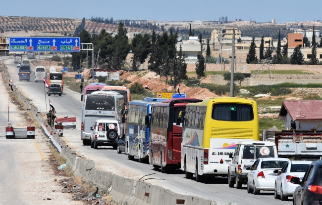 Doğu Guta'dan ayrılan sivillerin sayısı 50 bini aştı