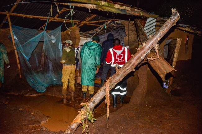 Kenya'da aşırı yağış sonrası baraj kapağı patladı: 27 ölü