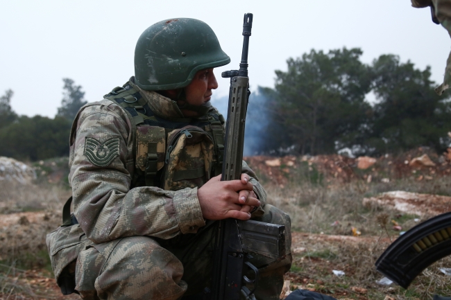 Afrin'de yaralanan 117 asker görev başında