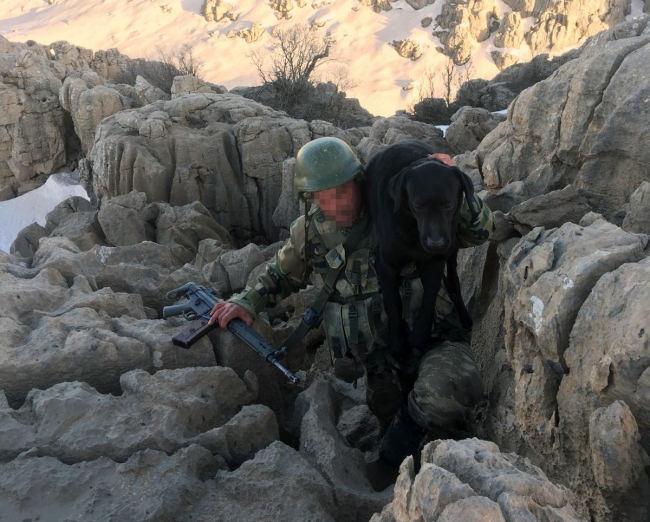 Hakkari'de teröristlere ait 125 metre uzunluğunda mağara bulundu