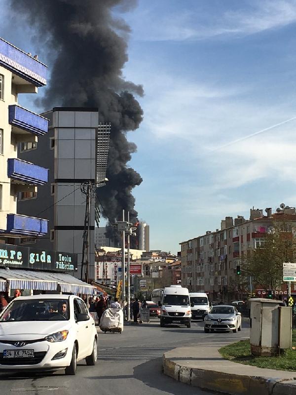 Taksim İlkyardım Hastanesi'ndeki yangın kontrol altına alındı