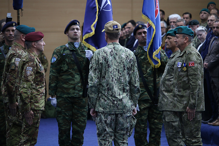 Türkiye, NATO'nun Kosova'daki Barış Gücü'nün komutasını İtalya'ya devretti