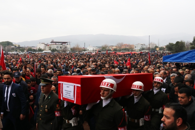 Afrin şehitleri memleketlerinde toprağa verildi