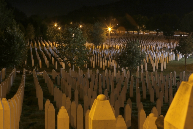 71 Srebrenitsa kurbanı bugün toprağa verilecek