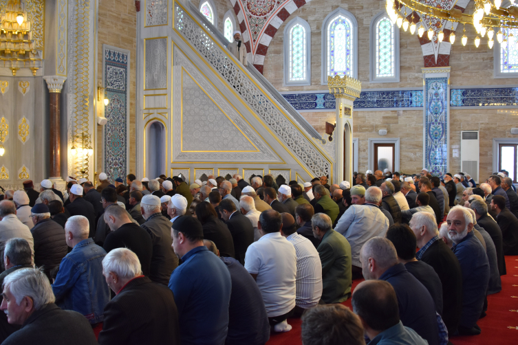 Filistin için Cuma hutbesi: Mazlumun bedduasından sakının