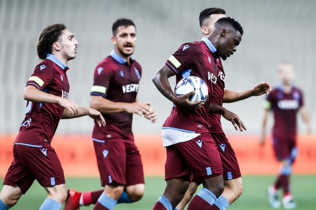 Trabzonspor Atina'da farklı galip