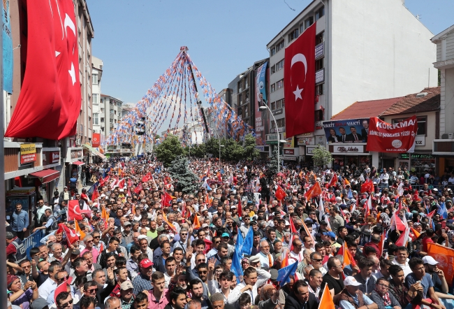 Başbakan Yıldırım: Onların hazmedemediği şey 16 yıllık bu başarı tablosu