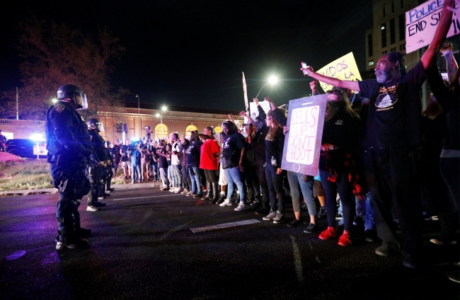 ABD'de güvenlik güçlerine karşı protesto