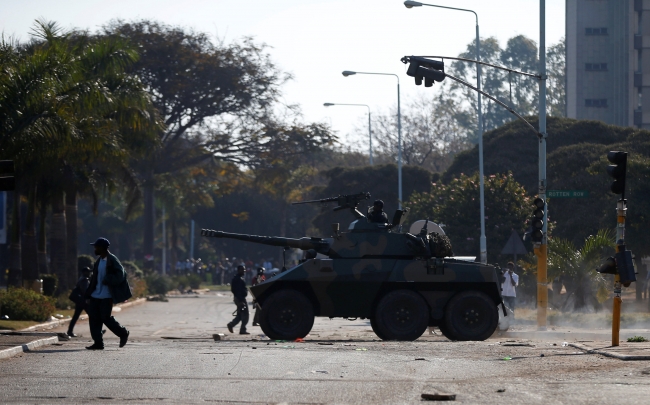 Zimbabve'de seçim karşıtı gösteriler: 3 ölü