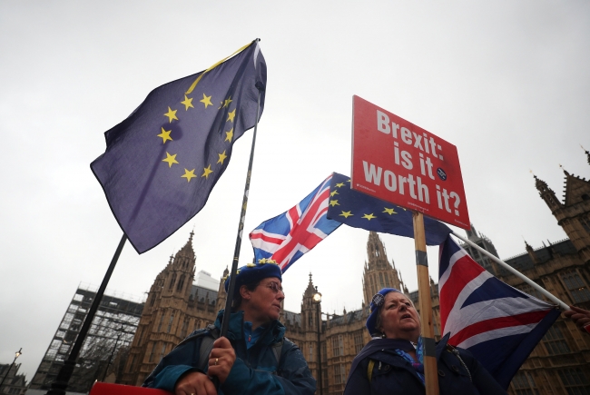 Kuzey İrlanda ve İngiltere'de Brexit protestosu