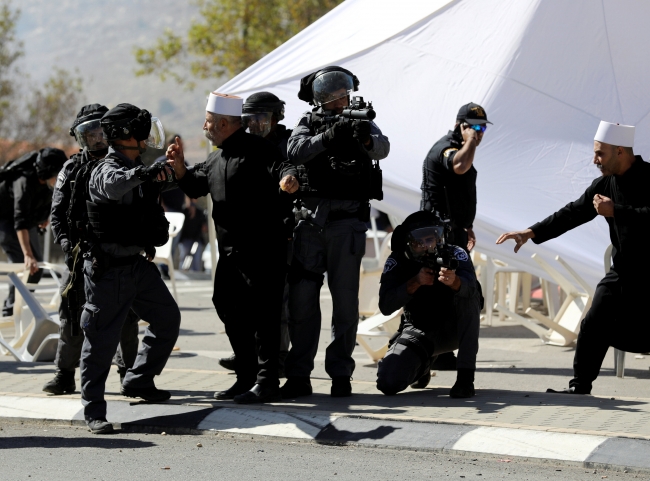 Seçimleri protesto eden Dürzilere İsrail polisinden müdahale