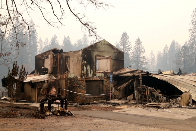 California'daki yangında hayatını kaybedenlerin sayısı 50'ye yükseldi