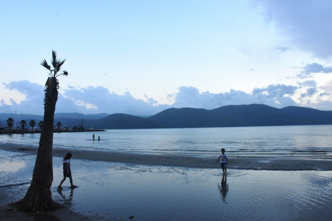 Muğla'da deniz suyu 20 metre çekildi