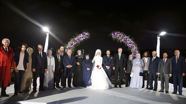 Cumhurbaşkanı Erdoğan nikah şahidi oldu