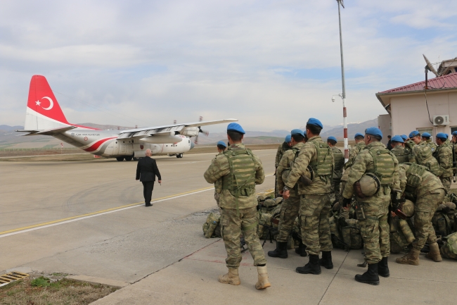 Siirt'te komandolar dualarla Afrin'e uğurlandı