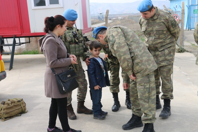 Siirt'te komandolar dualarla Afrin'e uğurlandı