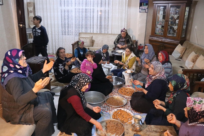 Hataylı annelerden Mehmetçiğe destek