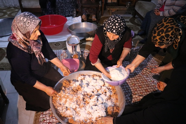 Hataylı annelerden Mehmetçiğe destek