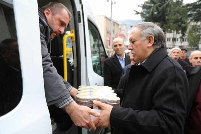 Artvin'den Afrin'e ballı destek