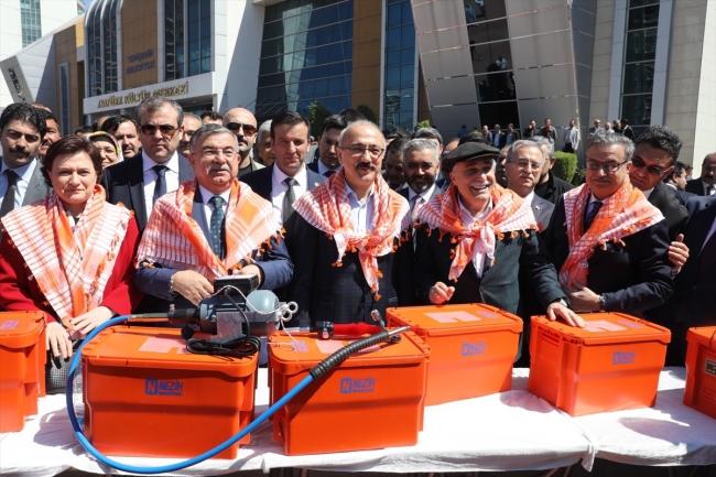 Mersin'de koyun keçi yetiştiricilerine sertifikaları verildi