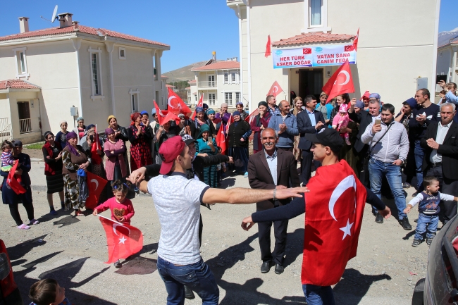 Ahıska Türkü gençlerin askerlik heyecanı