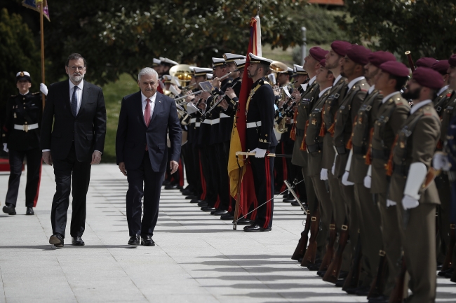 Başbakan Yıldırım, İspanyol mevkidaşı Rajoy ile görüştü