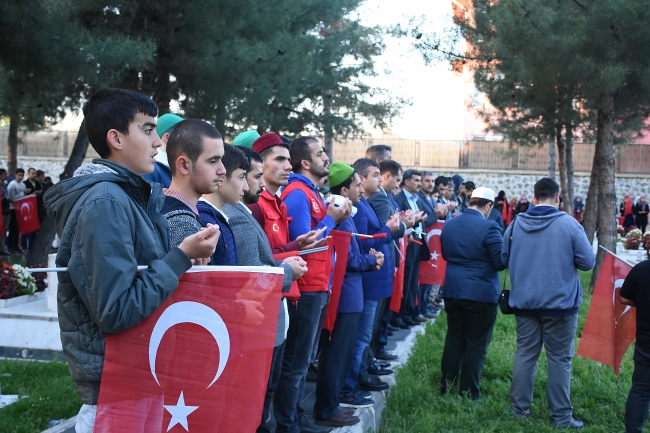 Türkiye, 57. Alay'a vefa için yürüdü