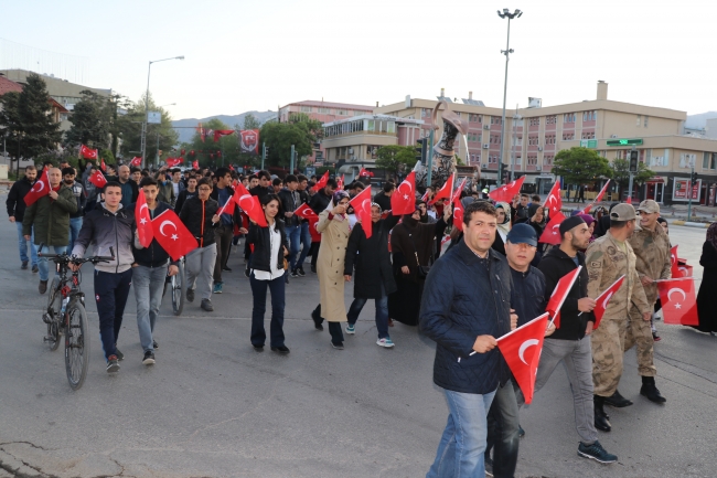 Türkiye, 57. Alay'a vefa için yürüdü