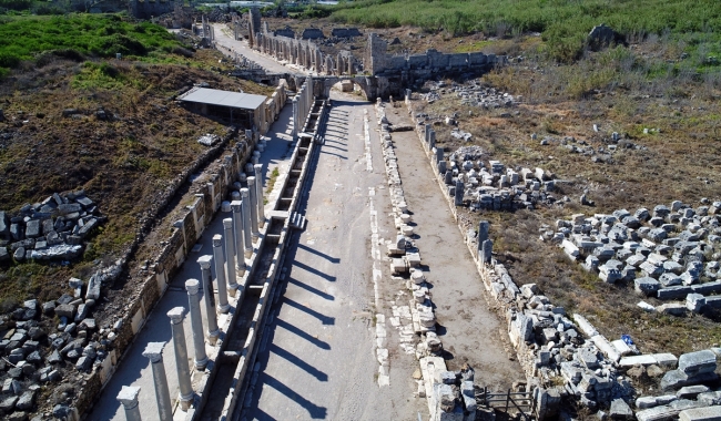 Perge Antik Kenti, restorasyon çalışmalarıyla yeniden canlanacak