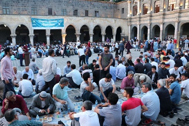 "Peygamberler ve Sahabeler Kenti Diyarbakır’ın Fethi" etkinliği