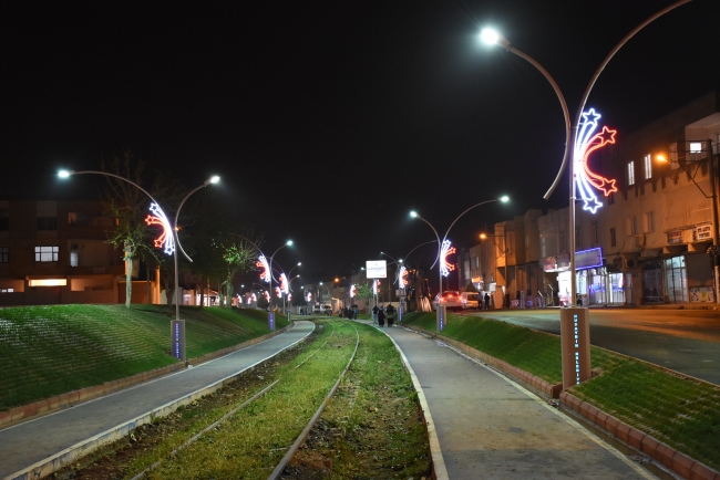 Teröristler yakıp yıktı, devlet yapıyor