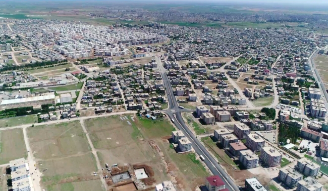 Teröristler yakıp yıktı, devlet yapıyor