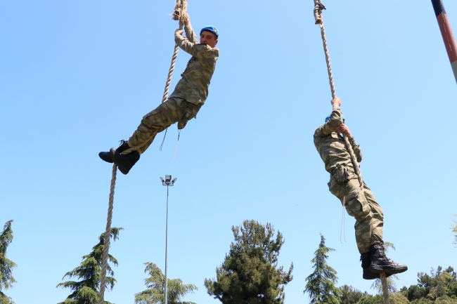 Samsun'da cankurtaran komando sağlıkçılar yetiştiriliyor