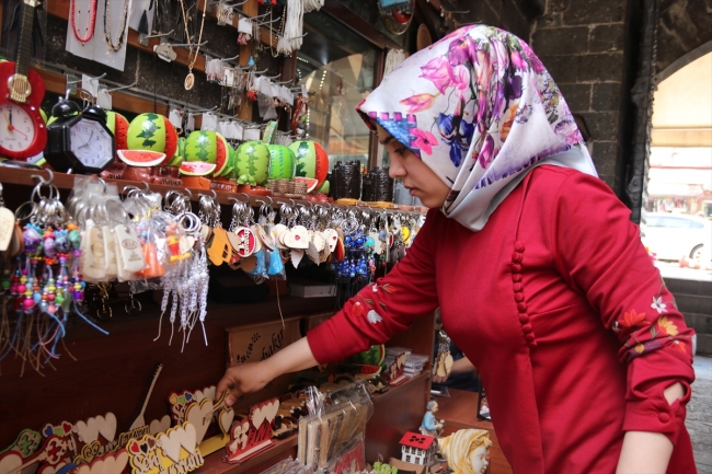 Terör örgütü yıktı, devlet ihya etti