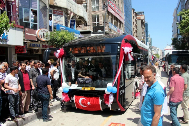 Elazığ'da elektrikli otobüsler hizmete girdi