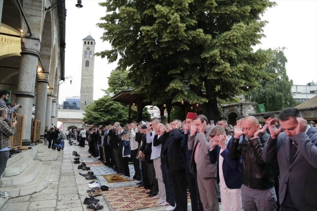 Ramazan Bayramı dünyanın dört bir yanında kutlanıyor